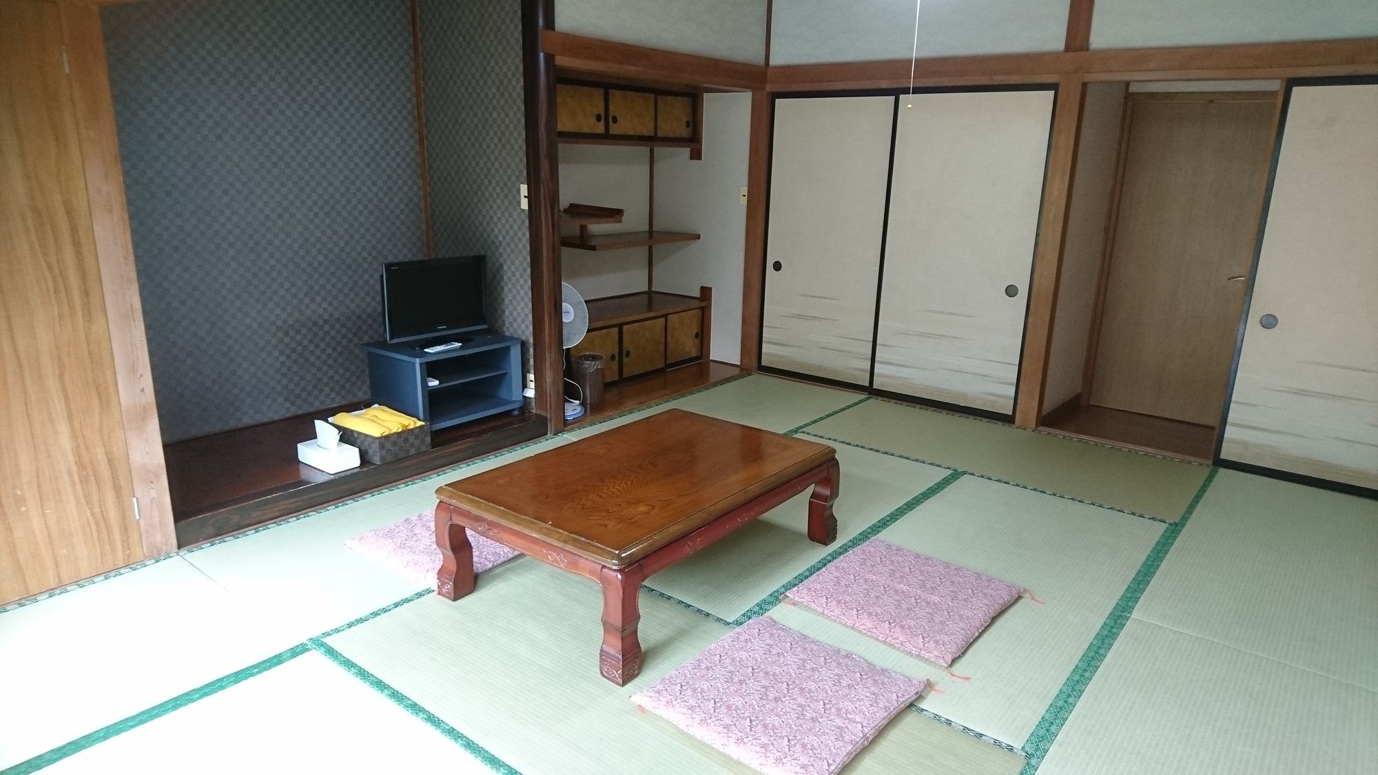 Villa Yamanami Яманакако Экстерьер фото